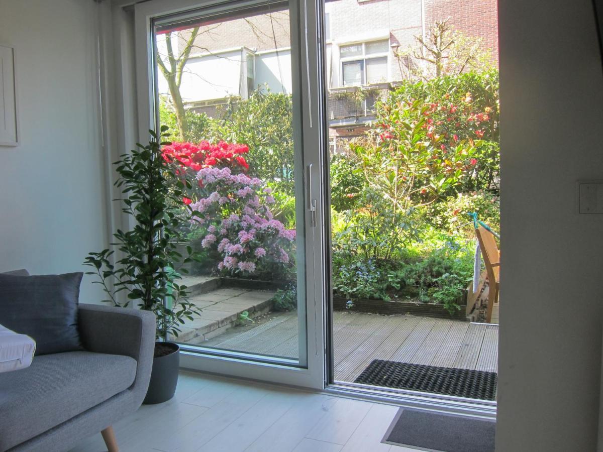 Bed and Breakfast M&M Bed&Bubbles Ámsterdam Exterior foto
